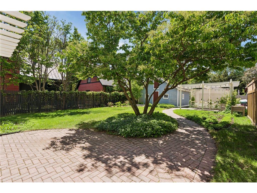 1263 Como Boulevard W Saint Paul MN 55103 - Como Lake 7048968 image47