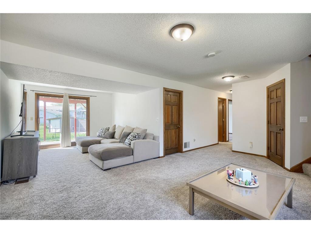 12630 Able Circle NE Blaine MN 55434 7070820 image12