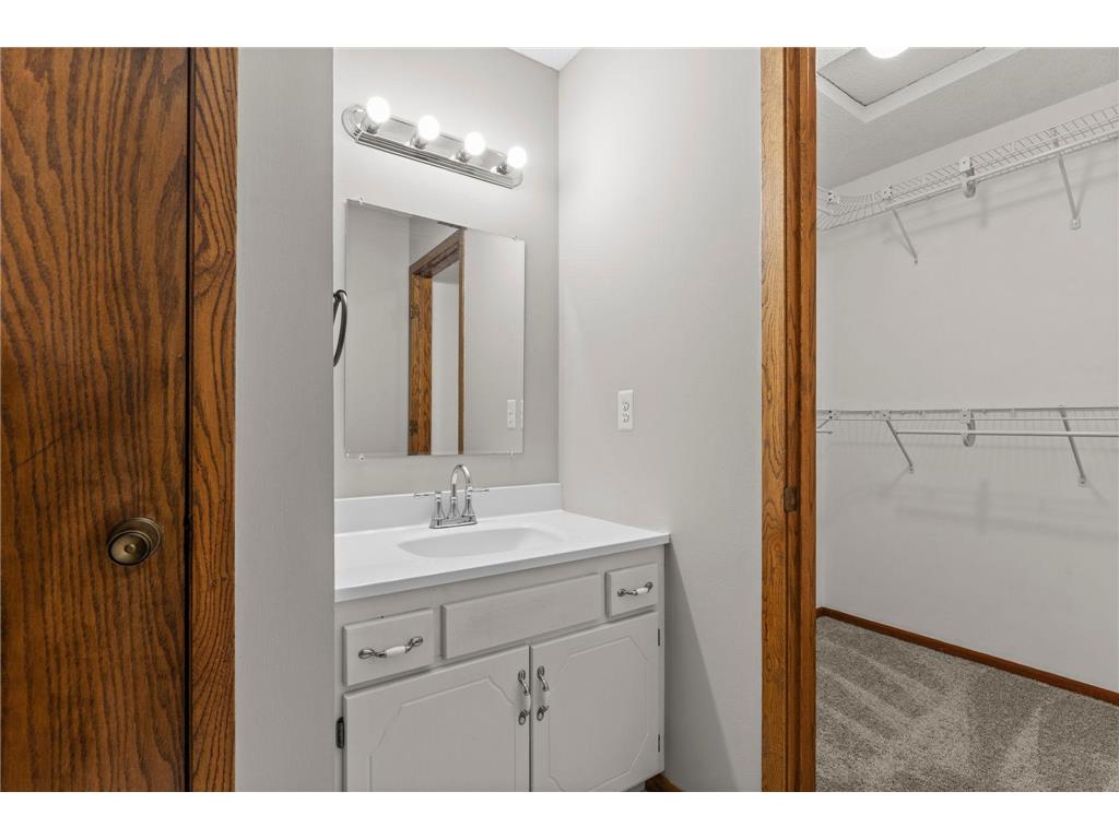 1264 Deercliff Lane Eagan MN 55123 7086009 image18