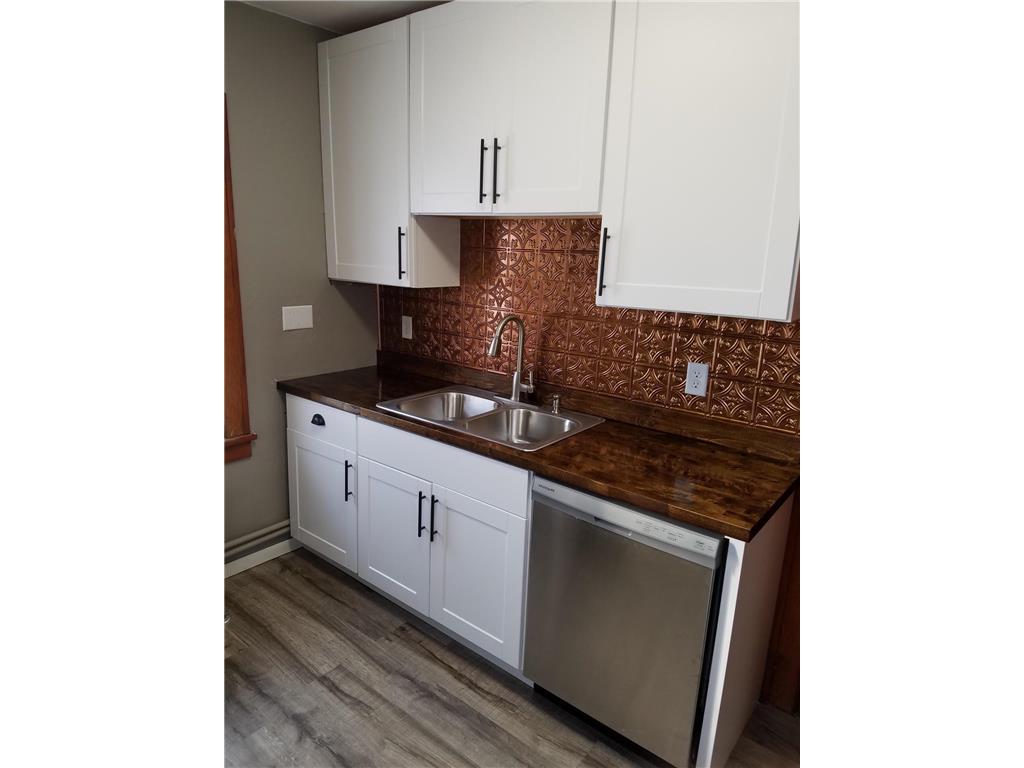 1264 Selby Avenue Saint Paul MN 55104 7035886 image7
