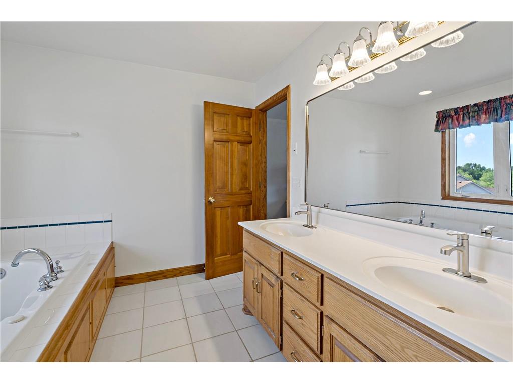 12641 Dutch Court Apple Valley MN 55124 7083568 image16
