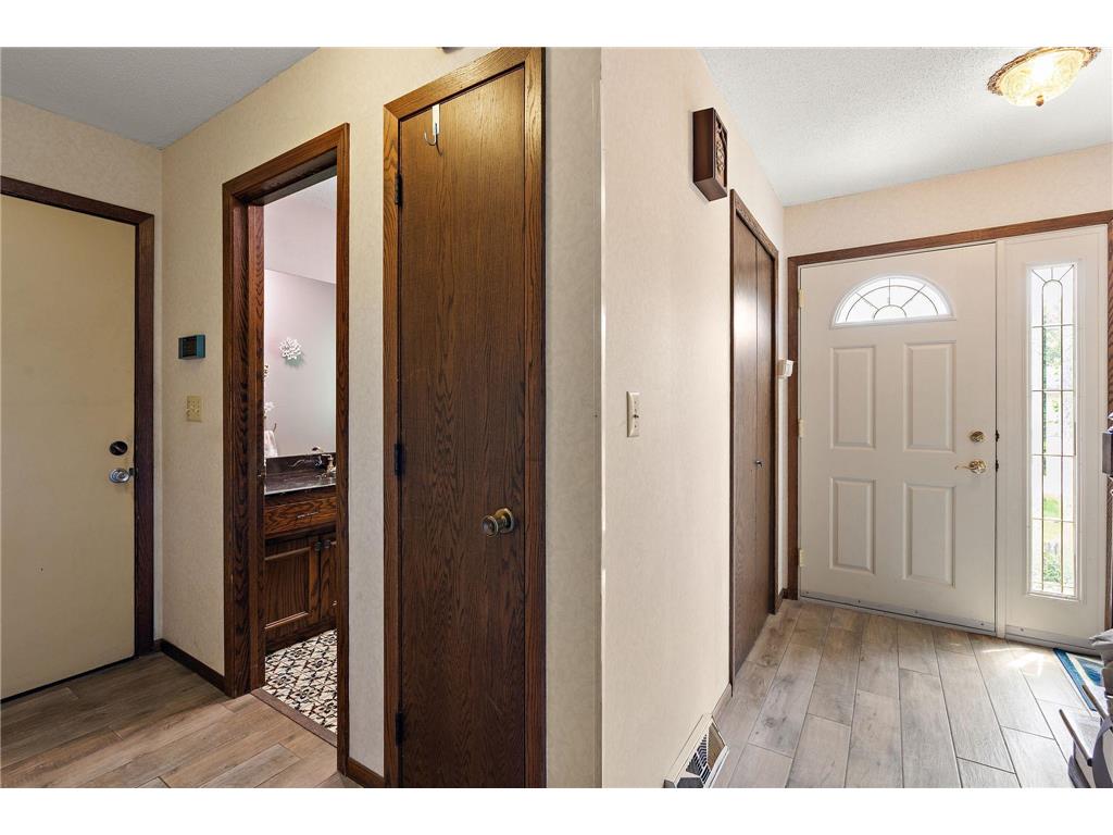 1265 Belmont Lane W Roseville MN 55113 7089595 image23