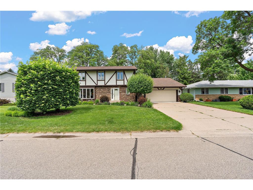 1265 Belmont Lane W Roseville MN 55113 7089595 image3