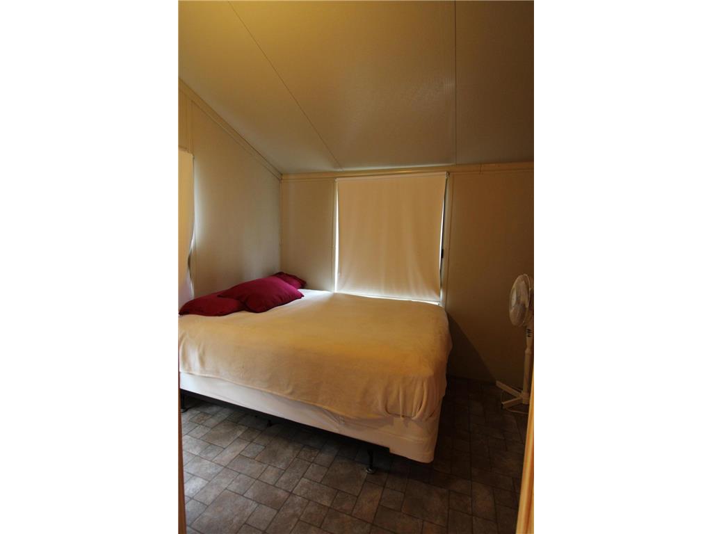 1266 Brush Island Oak Island MN 56711 - Lake of The Woods 6712059 image19