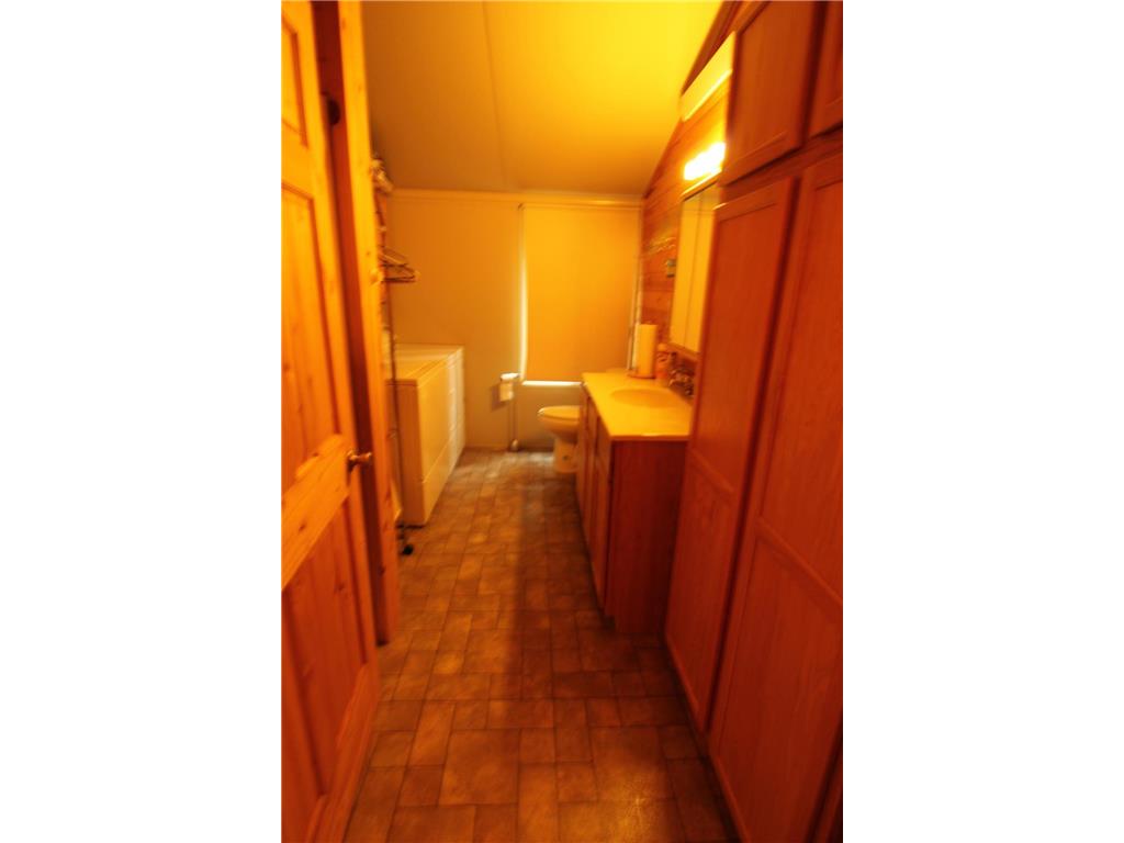 1266 Brush Island Oak Island MN 56711 - Lake of The Woods 6712059 image23