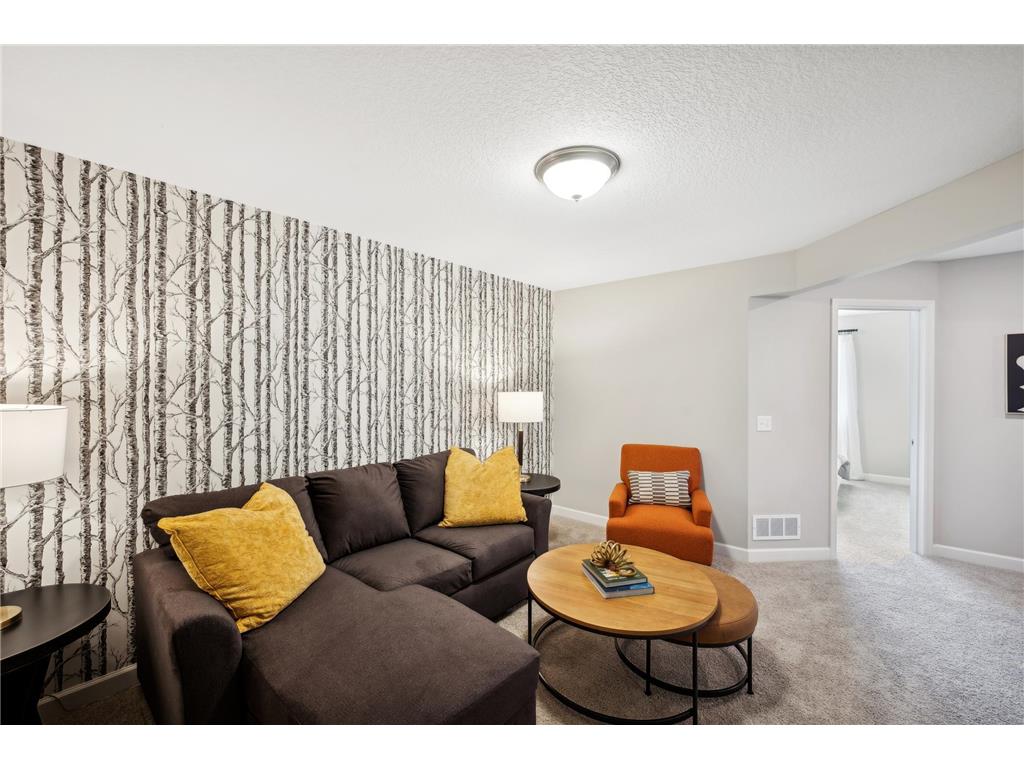 12660 Pond view Road Zimmerman MN 55398 7014197 image9