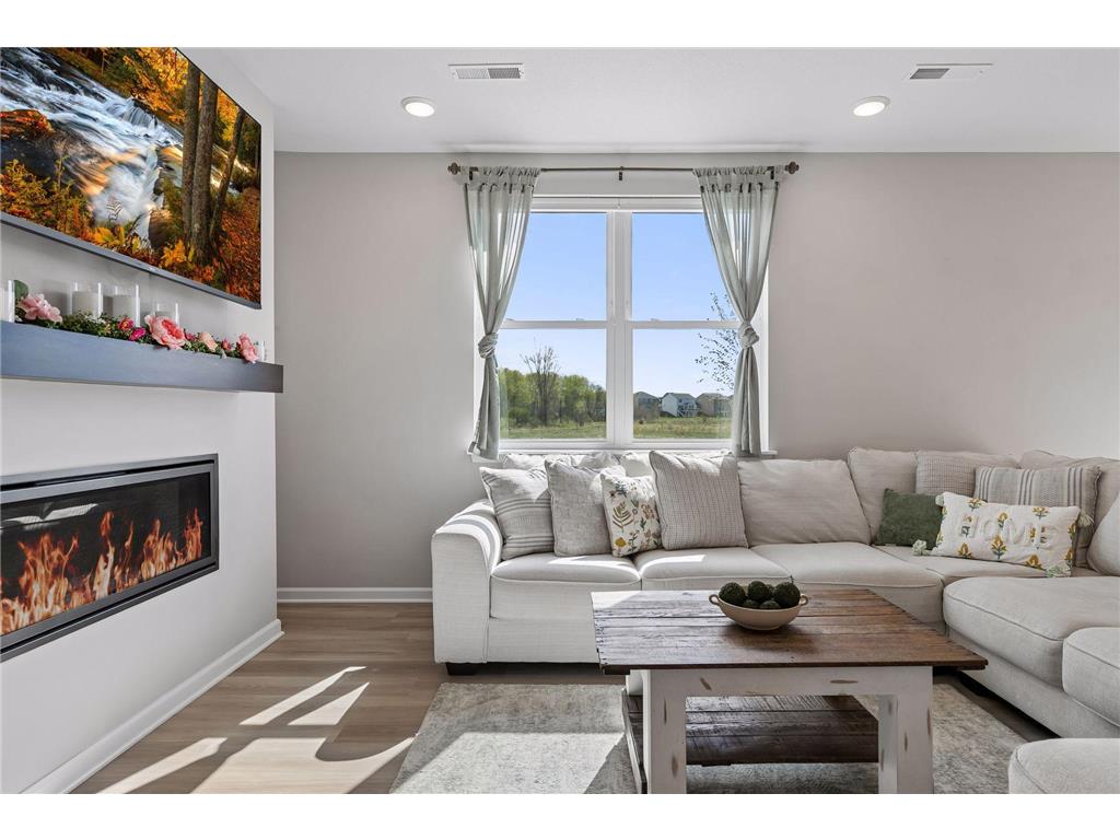 12667 Marmon Street NE Blaine MN 55449 7071593 image17