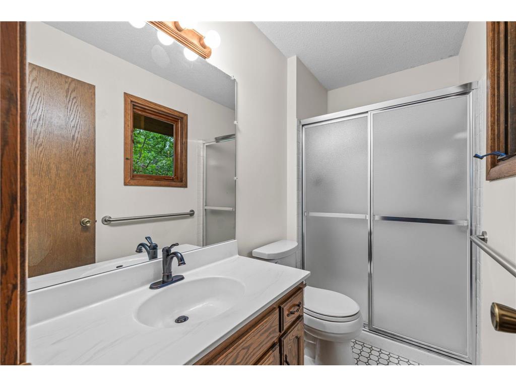 1267 Nursery Hill Lane Arden Hills MN 55112 - Karth 7014690 image13