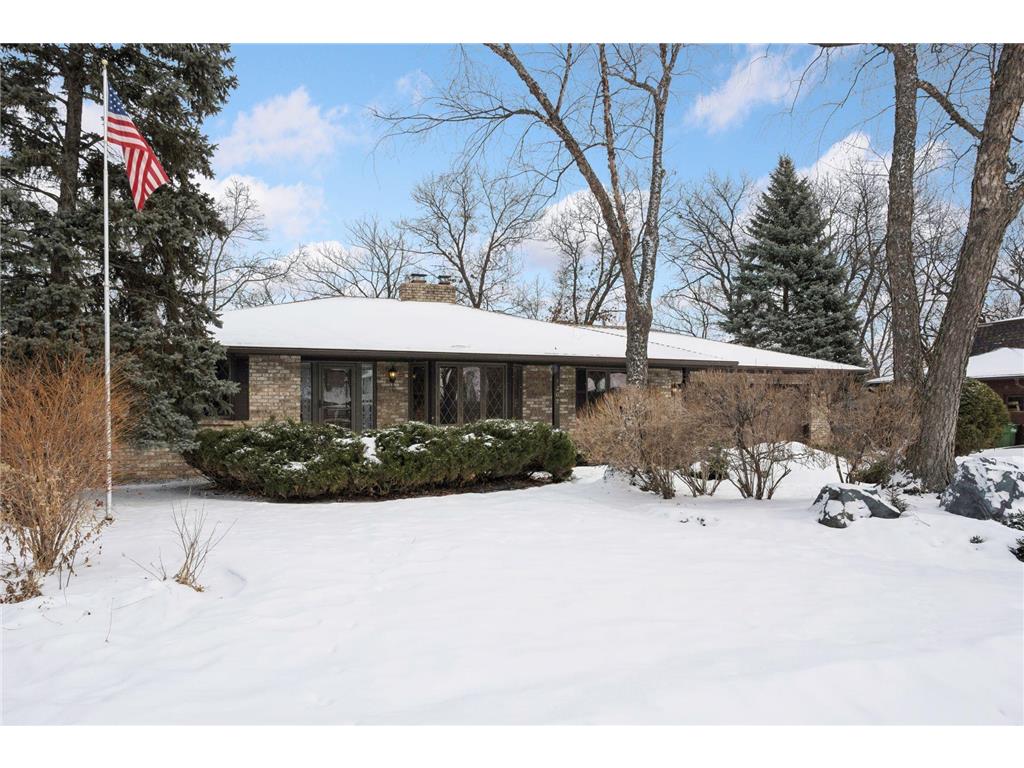 1267 Nursery Hill Lane Arden Hills MN 55112 - Karth 7014690 image2