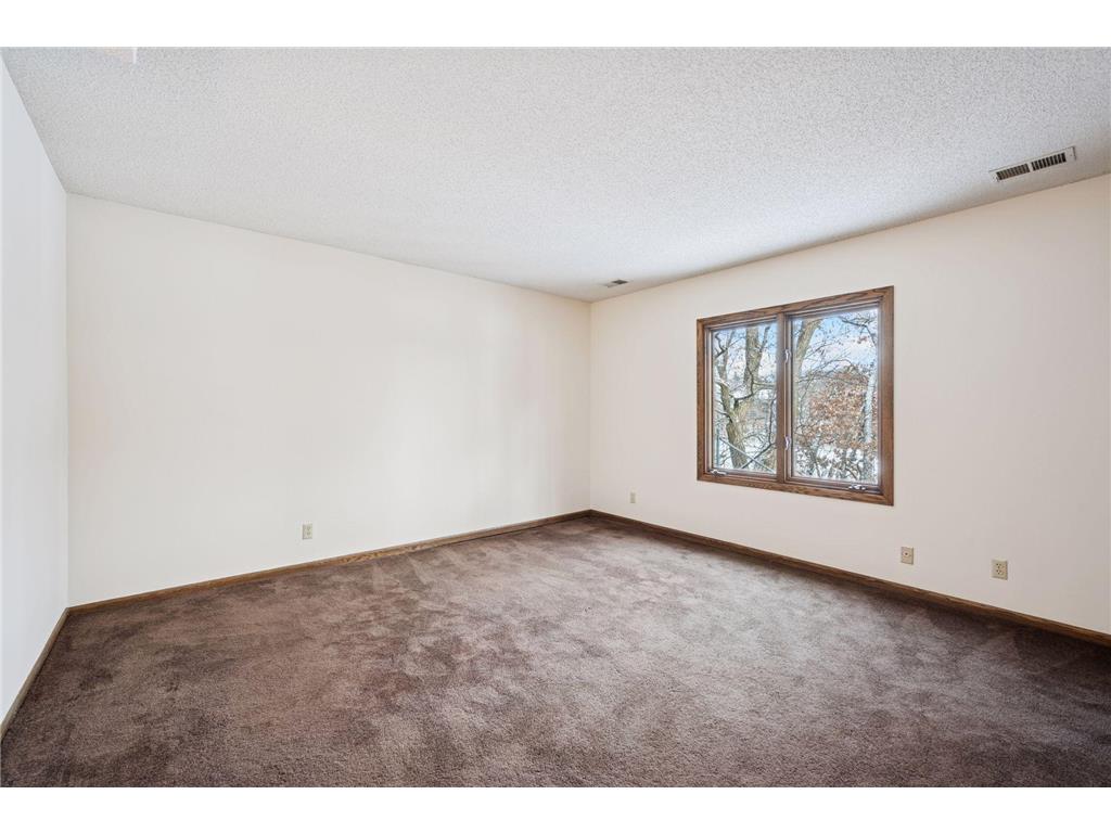 1267 Nursery Hill Lane Arden Hills MN 55112 - Karth 7014690 image26
