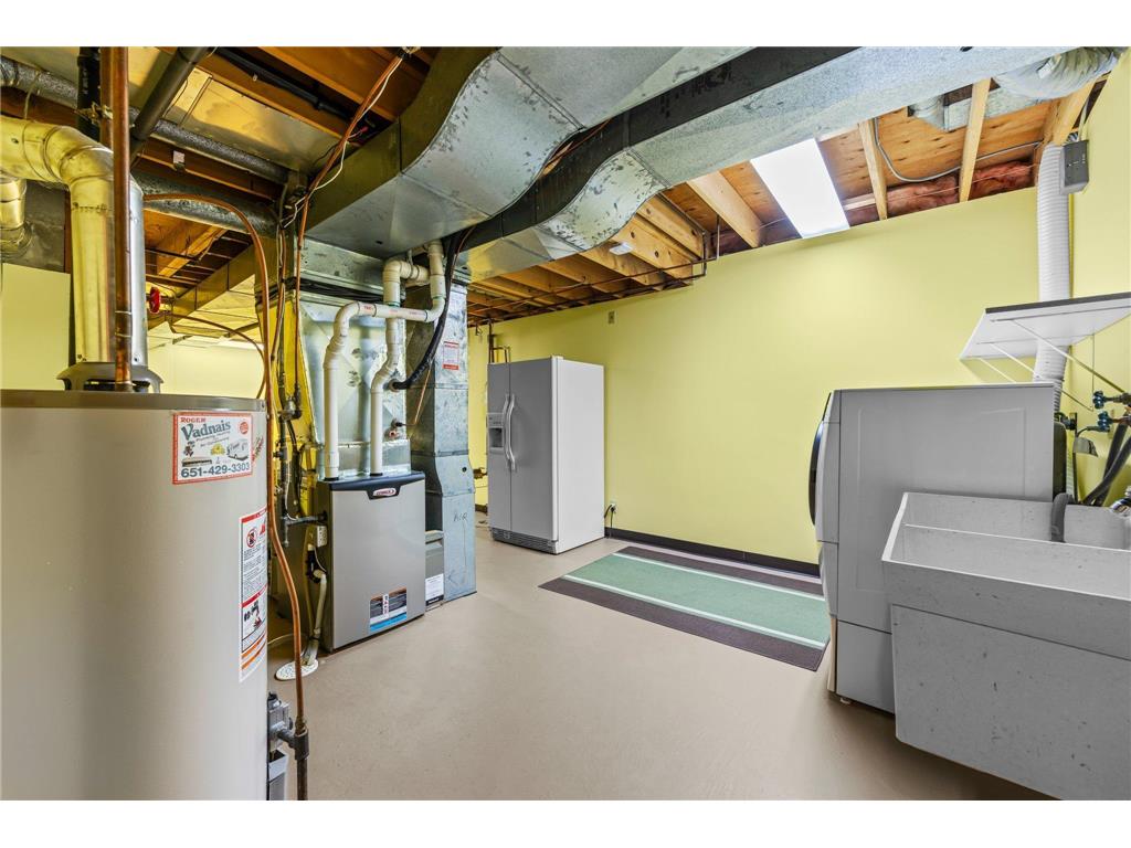 1267 Nursery Hill Lane Arden Hills MN 55112 - Karth 7014690 image31