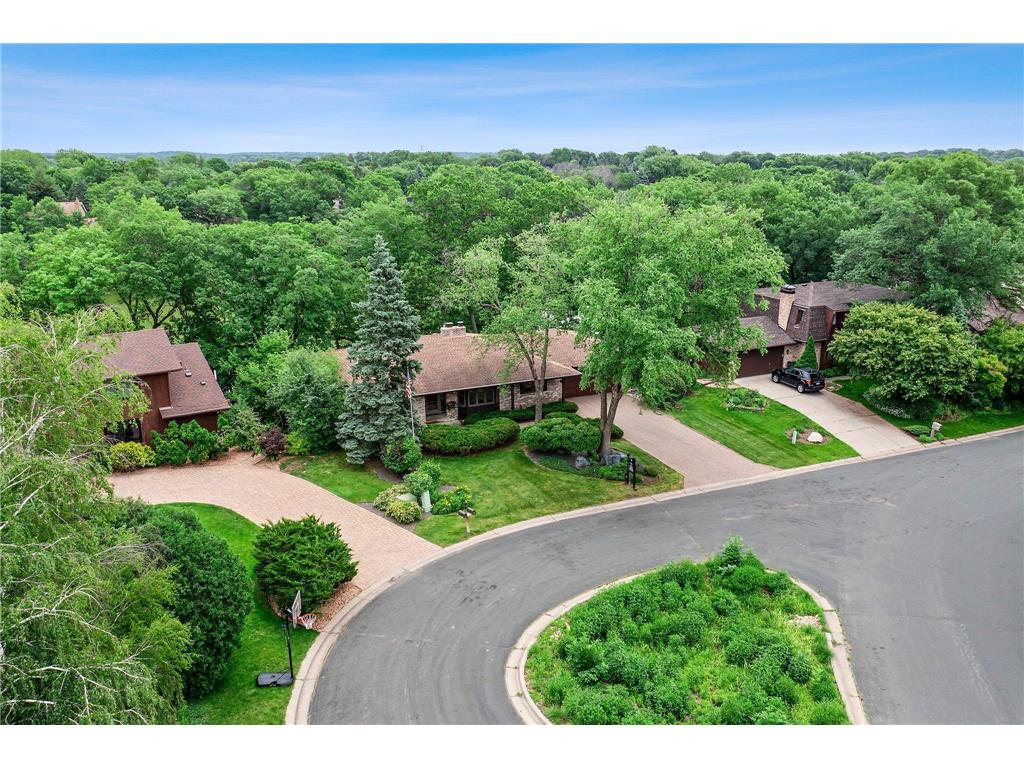 1267 Nursery Hill Lane Arden Hills MN 55112 - Karth 7014690 image42