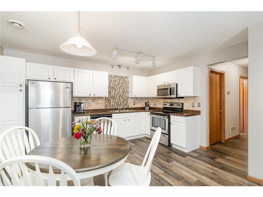 12671 8th Avenue S Zimmerman MN 55398 6700838 image1