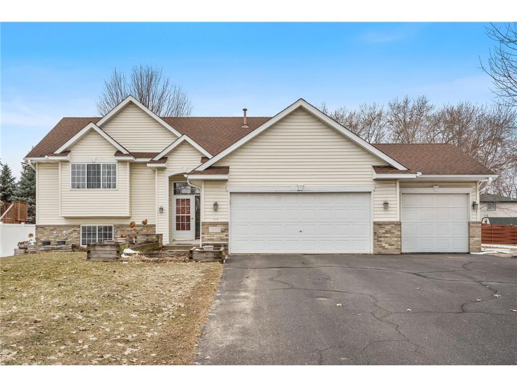 12672 Lincoln Street NE Blaine MN 55434 7026943 image1