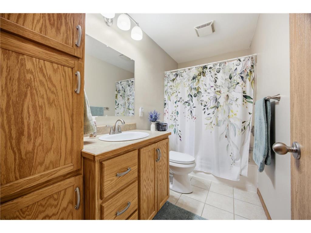 1268 39th Avenue S Moorhead MN 56560 7107924 image23