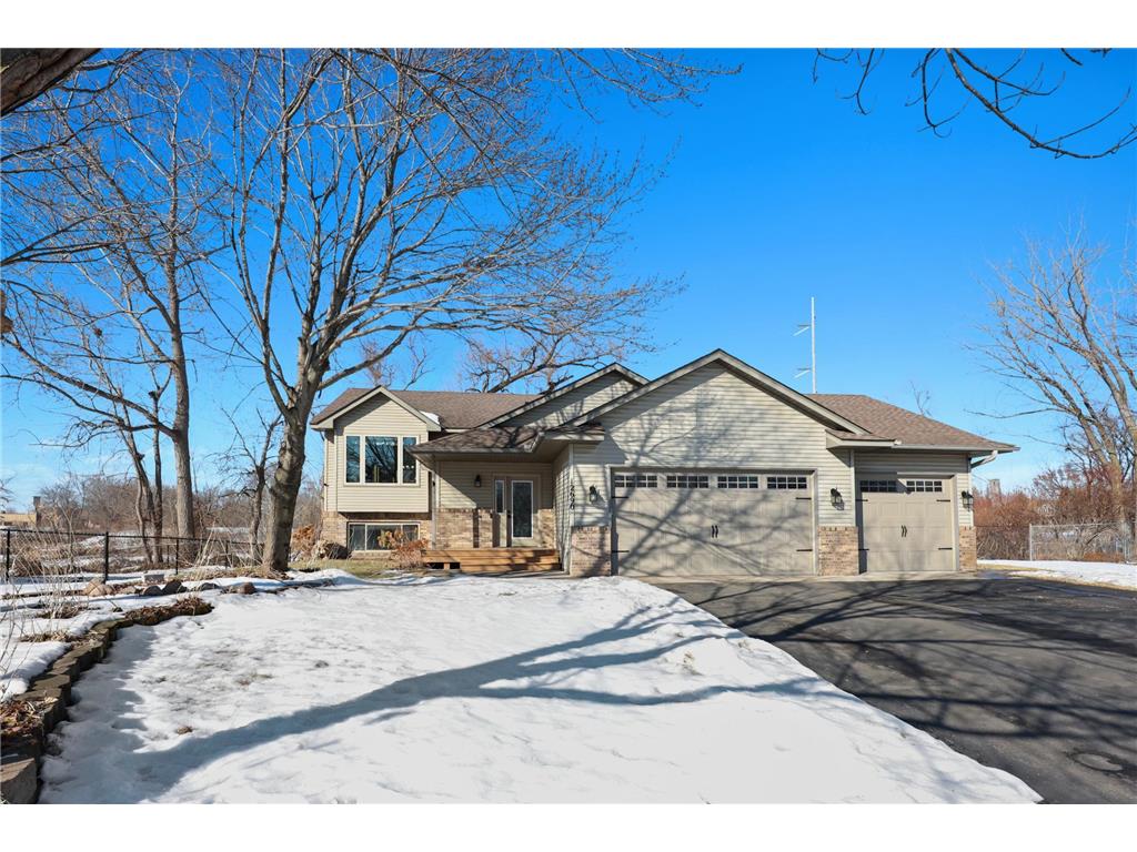 12690 Eldorado Court NE Blaine MN 55449 7023839 image1