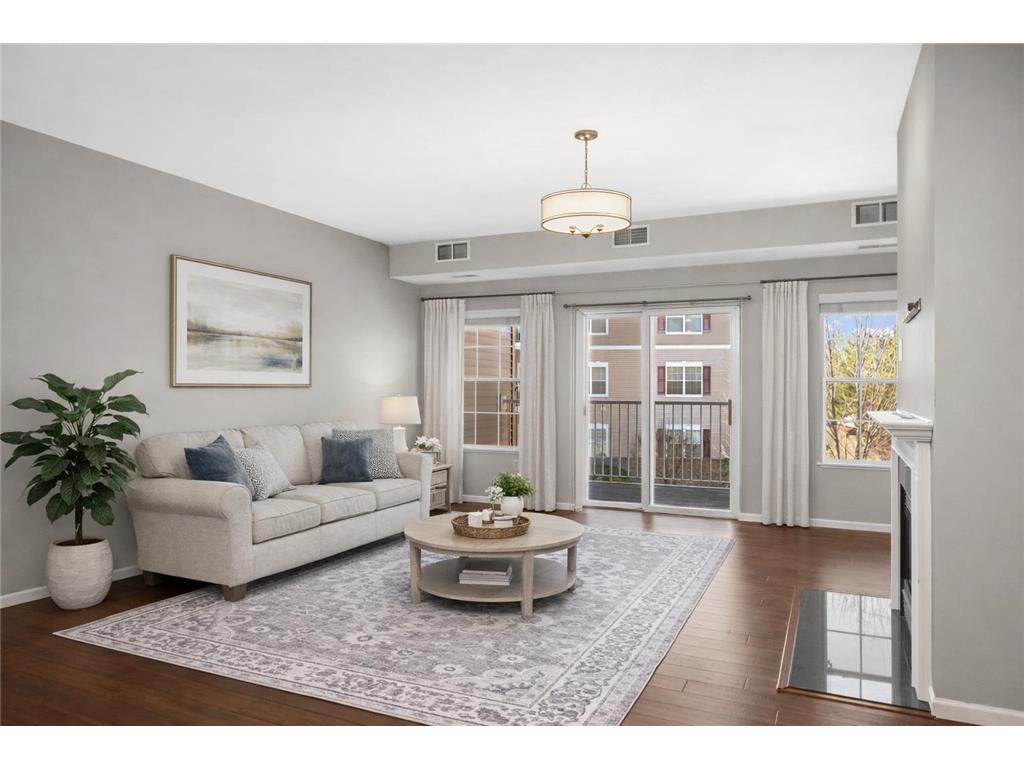 12693 Collegeview Drive #201 Eden Prairie MN 55347 7045483 image1