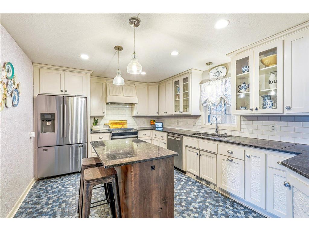 127 16th Avenue NW New Brighton MN 55112 7013658 image16
