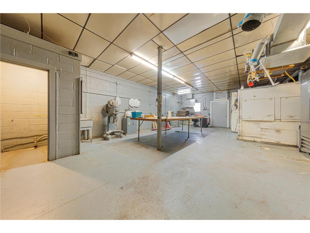 127 1st Street SE Fairfax MN 55332 7016317 image16