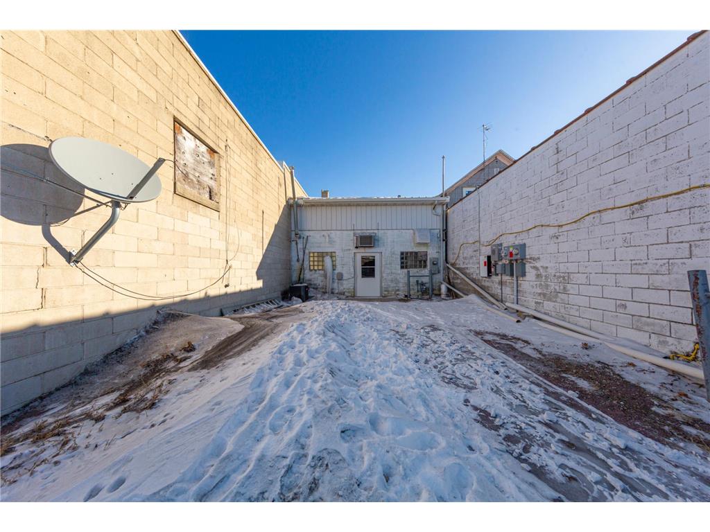 127 1st Street SE Fairfax MN 55332 7016317 image24