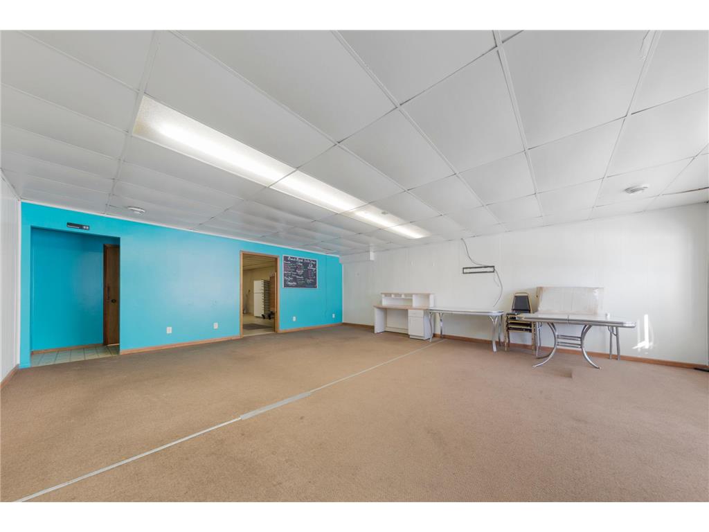 127 1st Street SE Fairfax MN 55332 7016317 image6