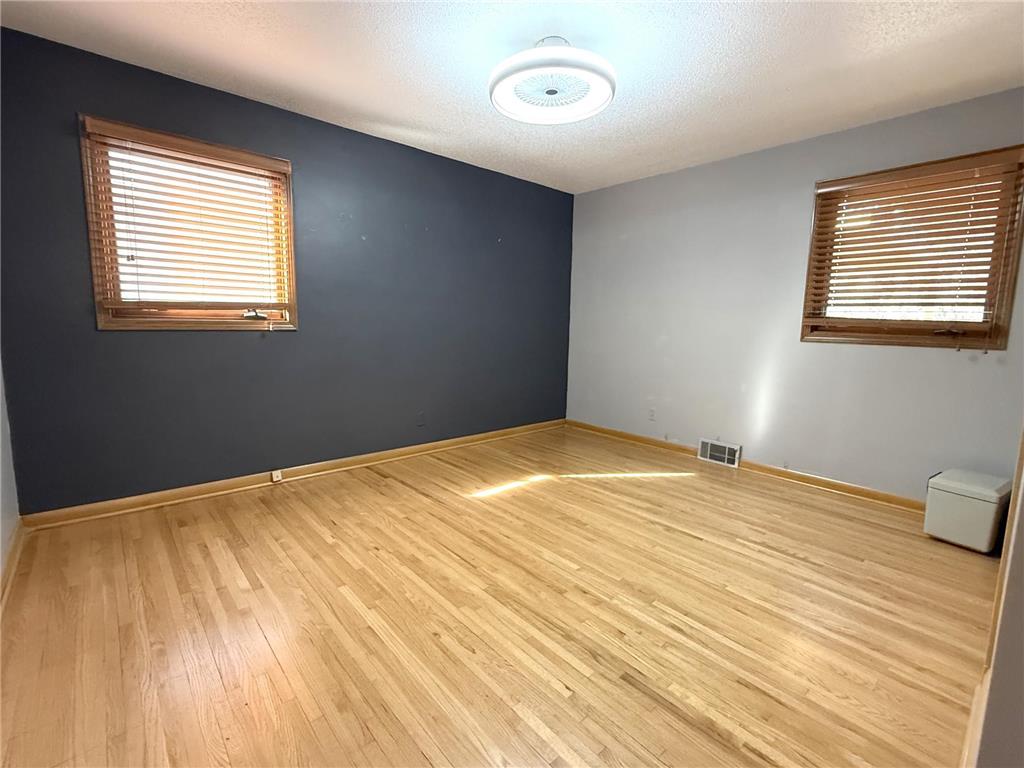 127 4th Street NW Clara City MN 56222 7043253 image14
