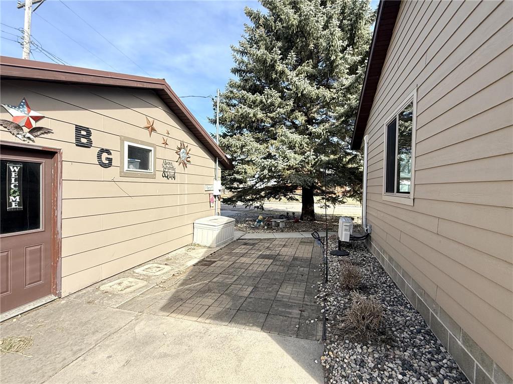 127 4th Street NW Clara City MN 56222 7043253 image24