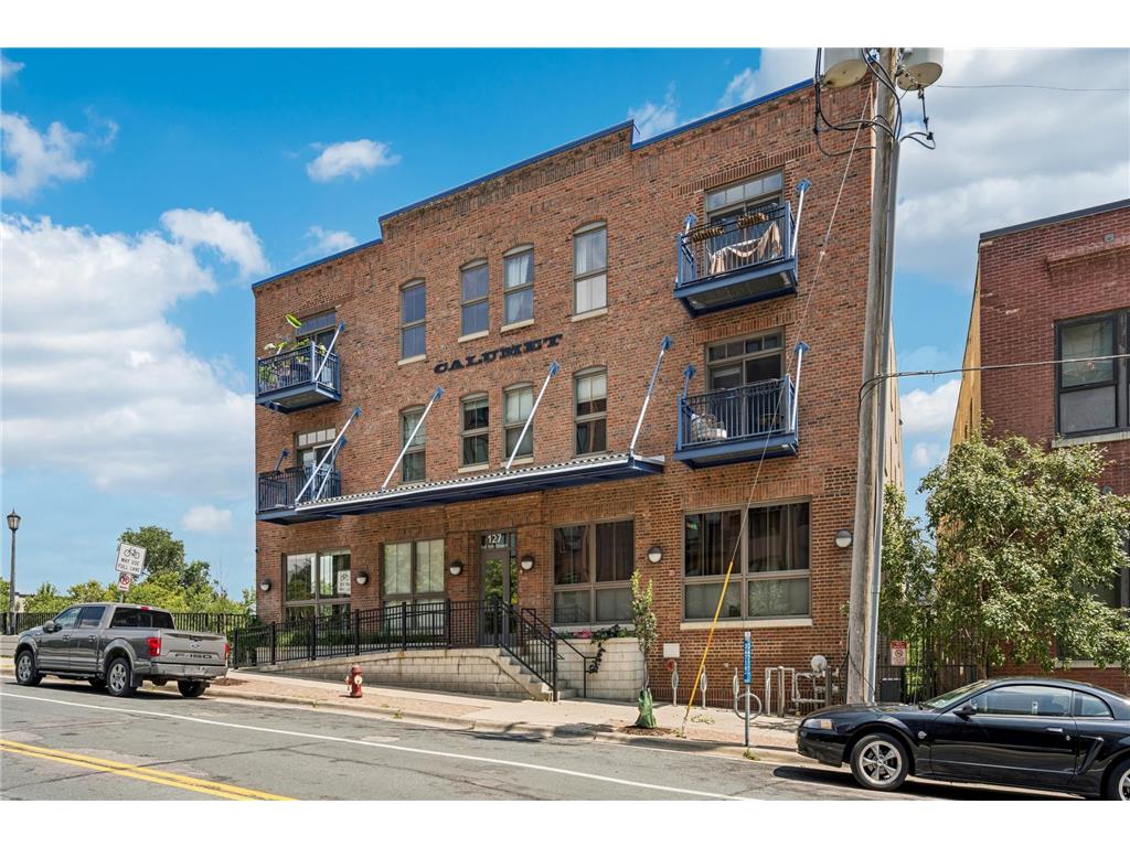 127 5th Street NE #106 Minneapolis MN 55413 6813523 image16