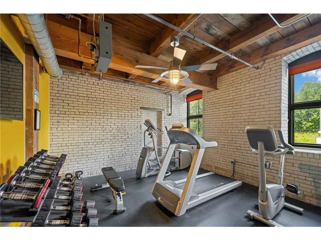 127 5th Street NE #106 Minneapolis MN 55413 6813523 image23