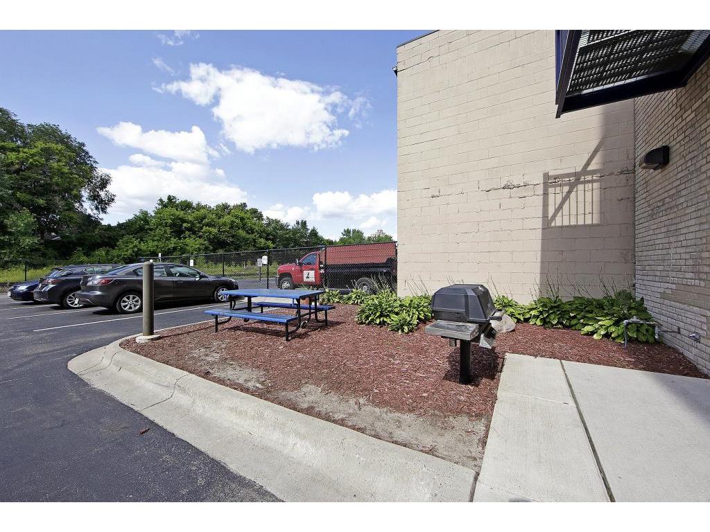 127 5th Street NE #306 Minneapolis MN 55413 7088489 image17
