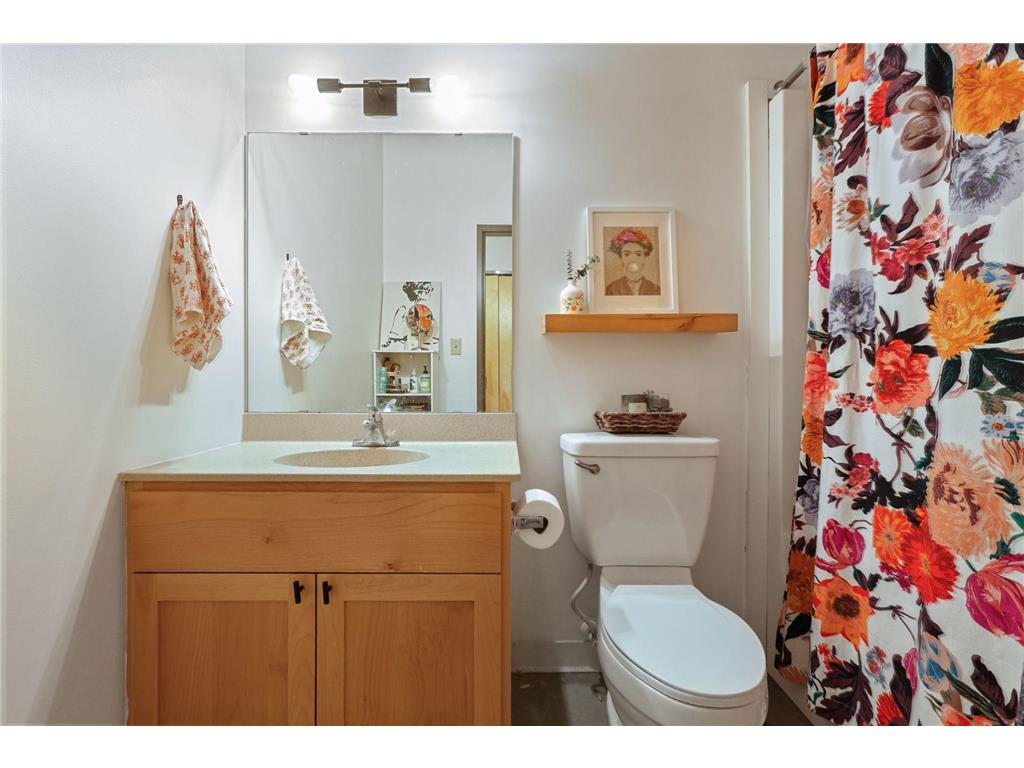 127 5th Street NE #G04 Minneapolis MN 55413 7041942 image15