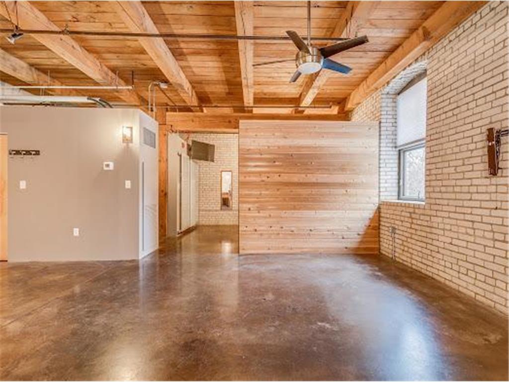 127 5th Street NE #G08 Minneapolis MN 55413 7032868 image12