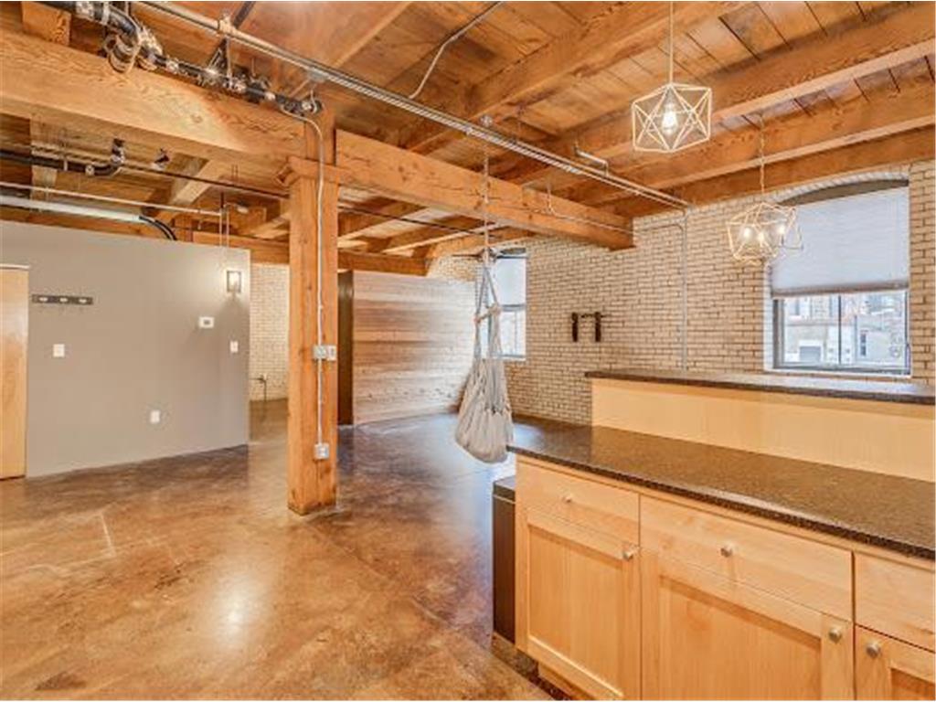 127 5th Street NE #G08 Minneapolis MN 55413 7032868 image9