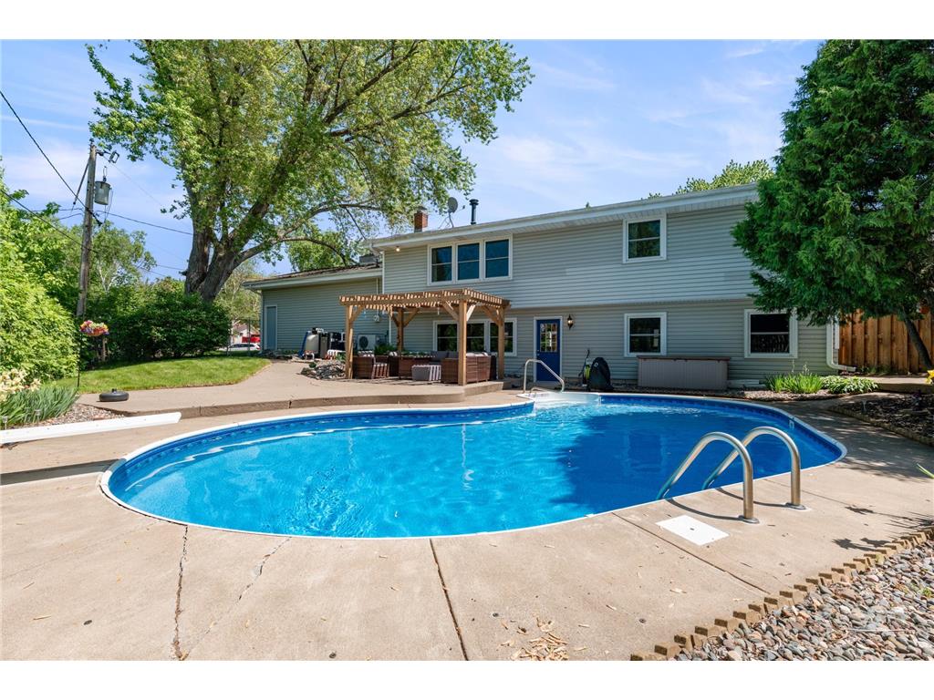 127 Birch Drive NE Forest Lake MN 55025 7078472 image2