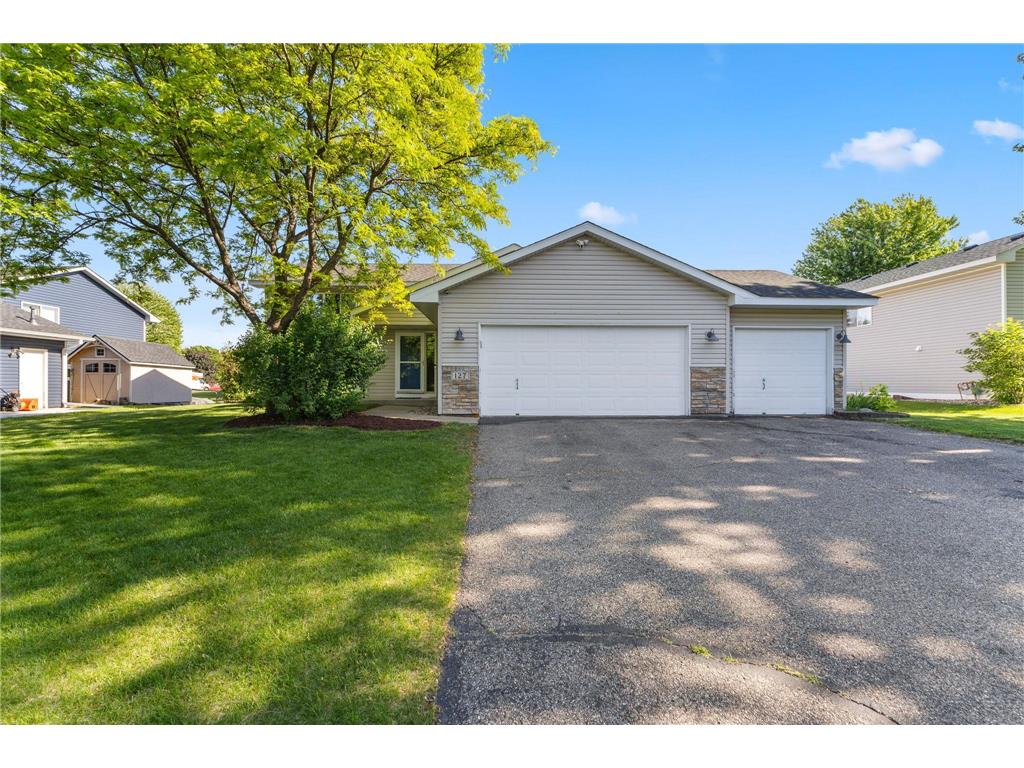 127 Bluestem Avenue Shakopee MN 55379 7084823 image1