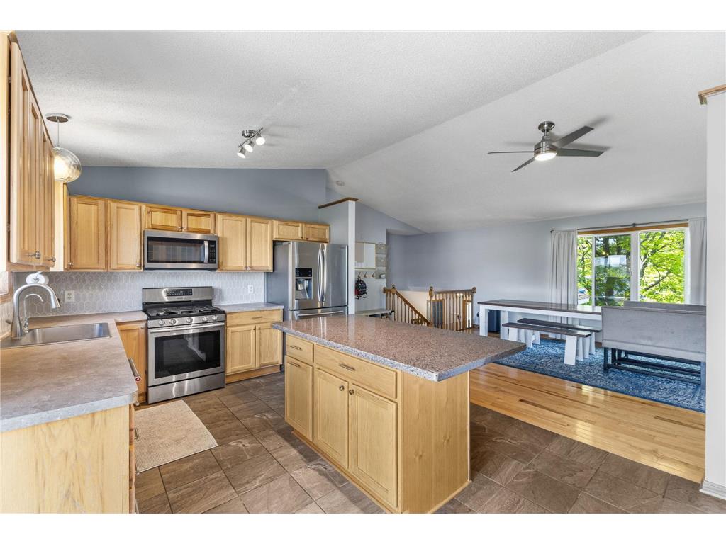 127 Bluestem Avenue Shakopee MN 55379 7084823 image10