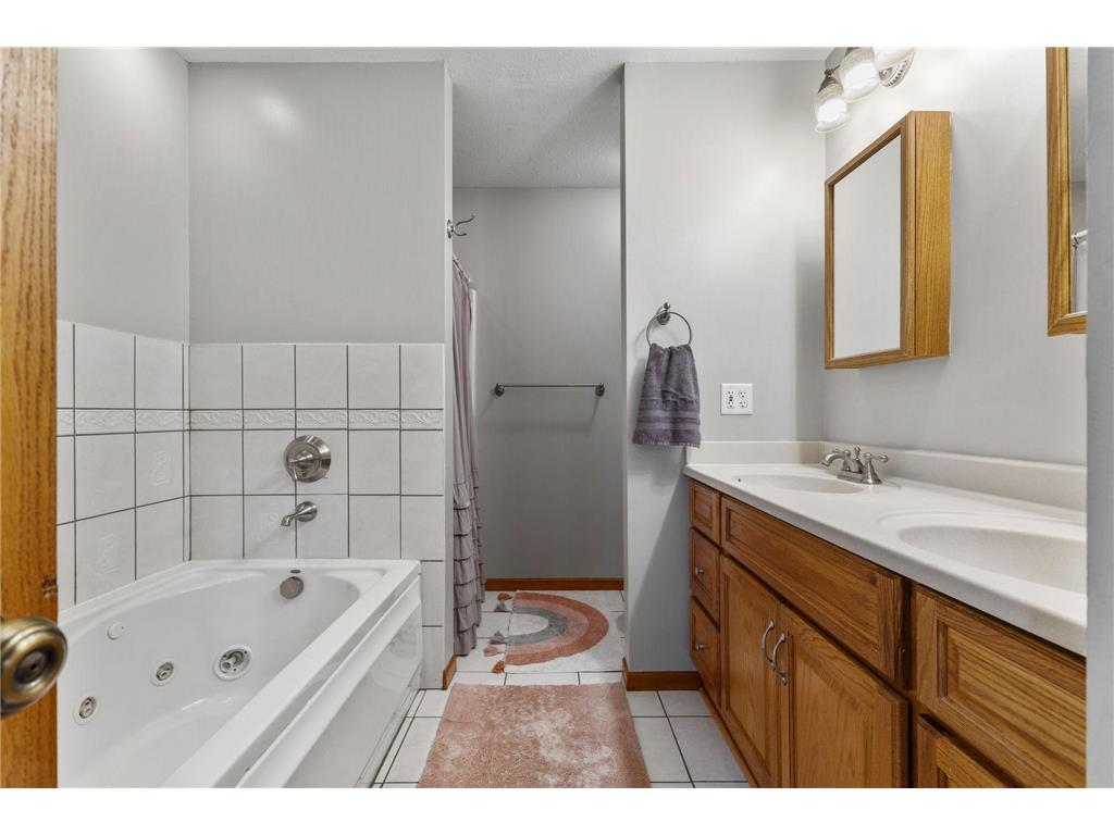 127 Bluestem Avenue Shakopee MN 55379 7084823 image17