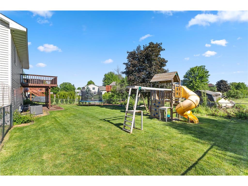 127 Bluestem Avenue Shakopee MN 55379 7084823 image34