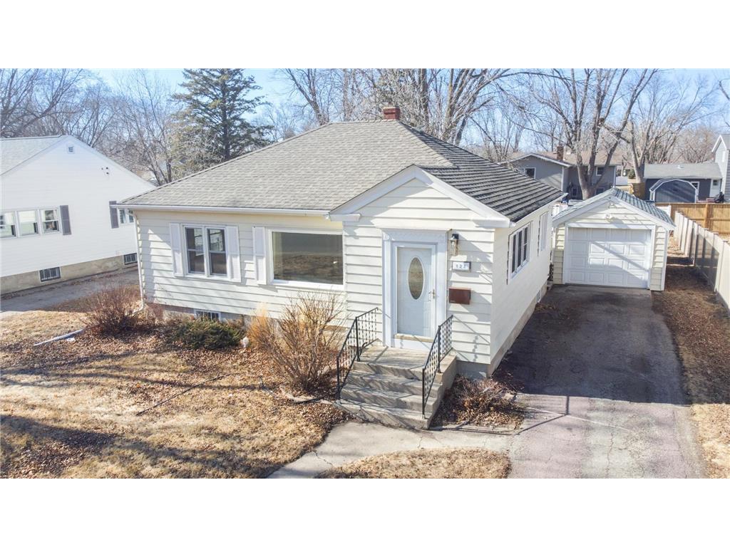 127 E Street Marshall MN 56258 6678436 image1