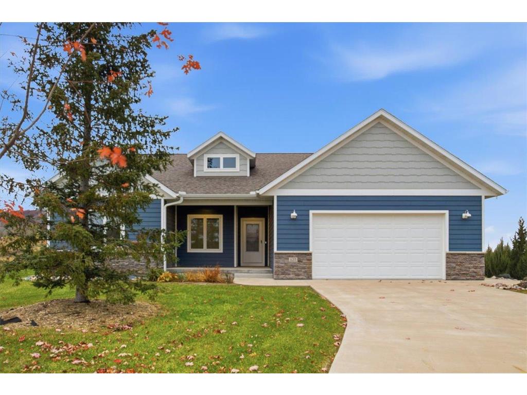 127 Emerald Lake Drive Lake City MN 55041 6811430 image1