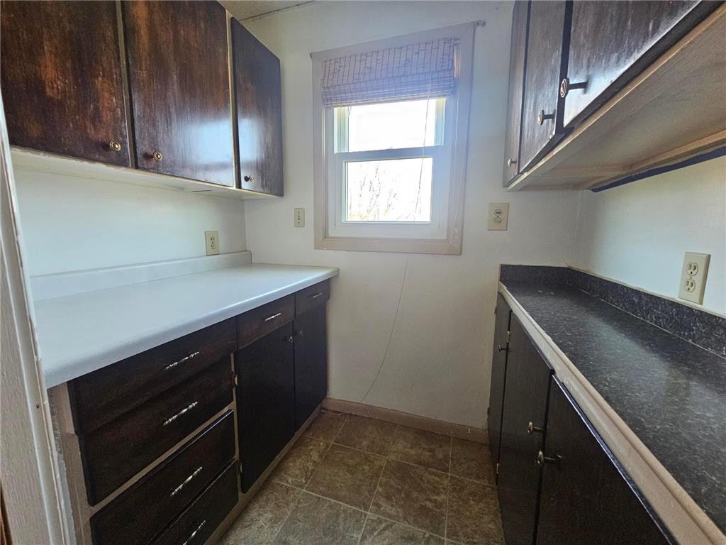 127 S State Street Warren MN 56762 7079081 image11