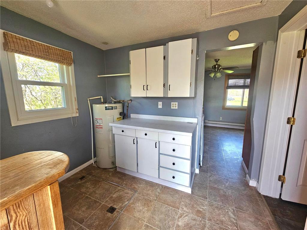 127 S State Street Warren MN 56762 7079081 image18