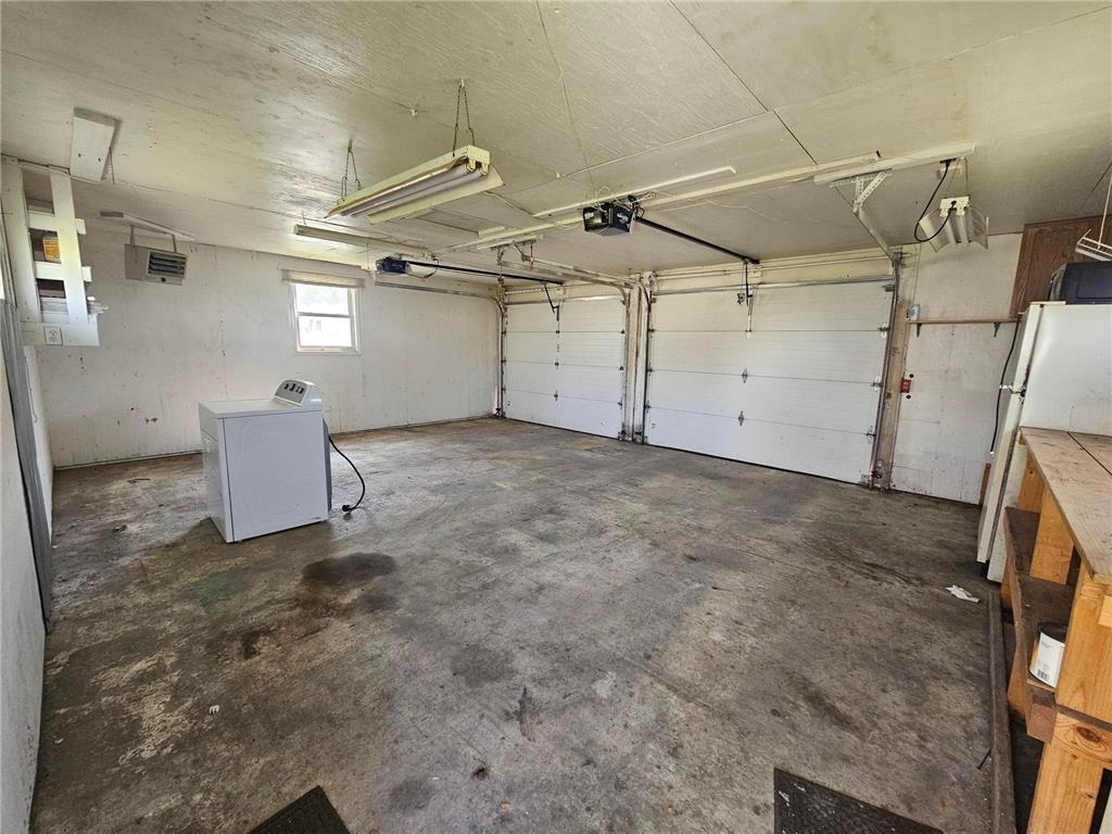 127 S State Street Warren MN 56762 7079081 image23