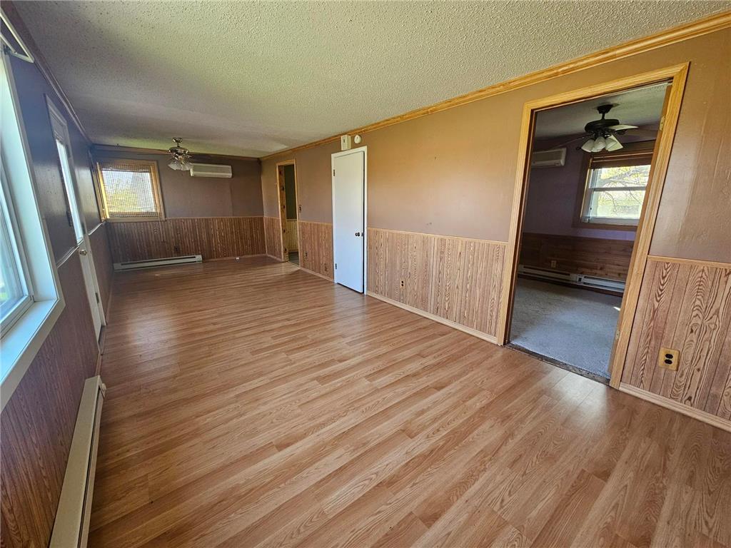 127 S State Street Warren MN 56762 7079081 image6