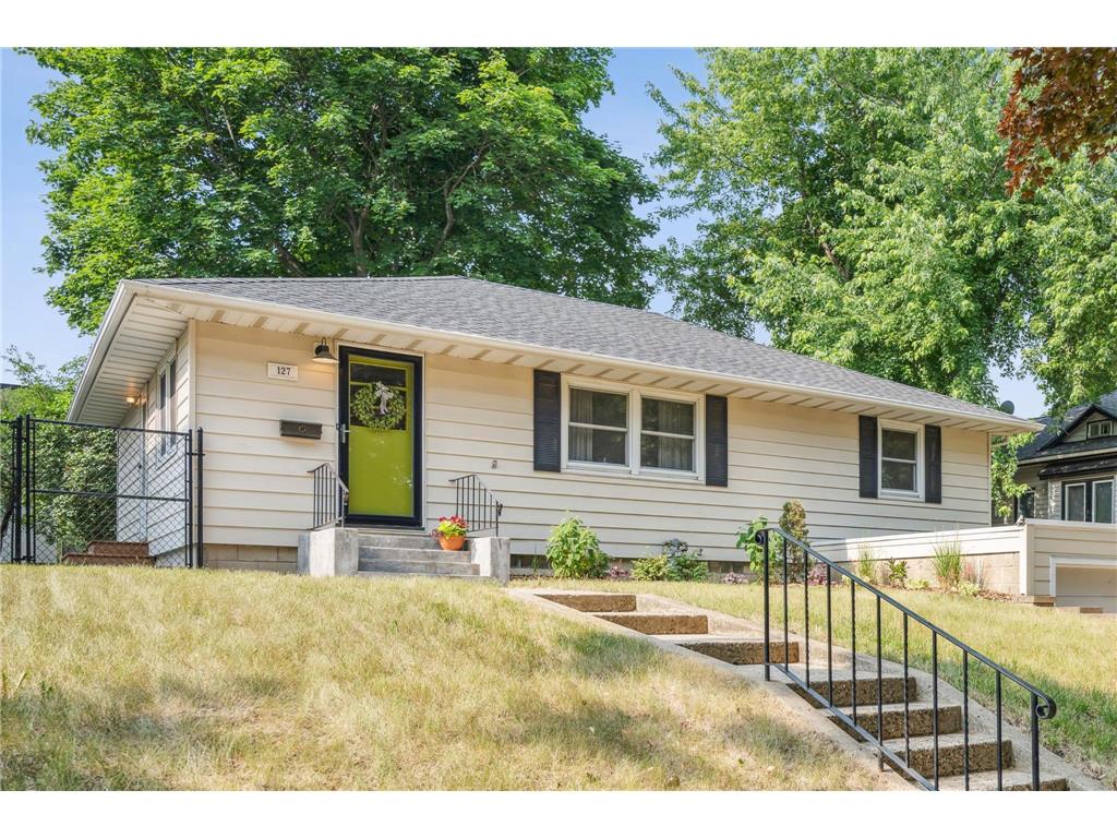 127 SW University Street Owatonna MN 55060 6389021 image1