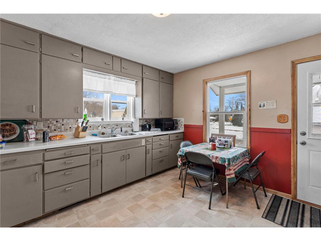 127 State Street W Dresser WI 54009 7039676 image22