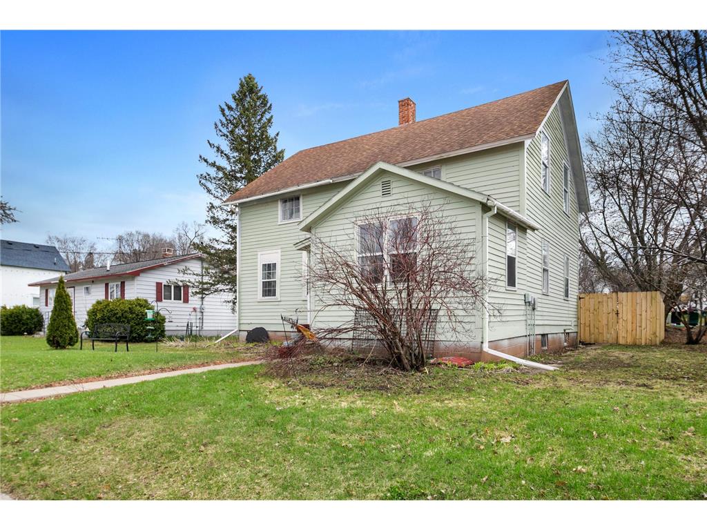 127 W Broadway Avenue Grantsburg WI 54840 6356891 image1