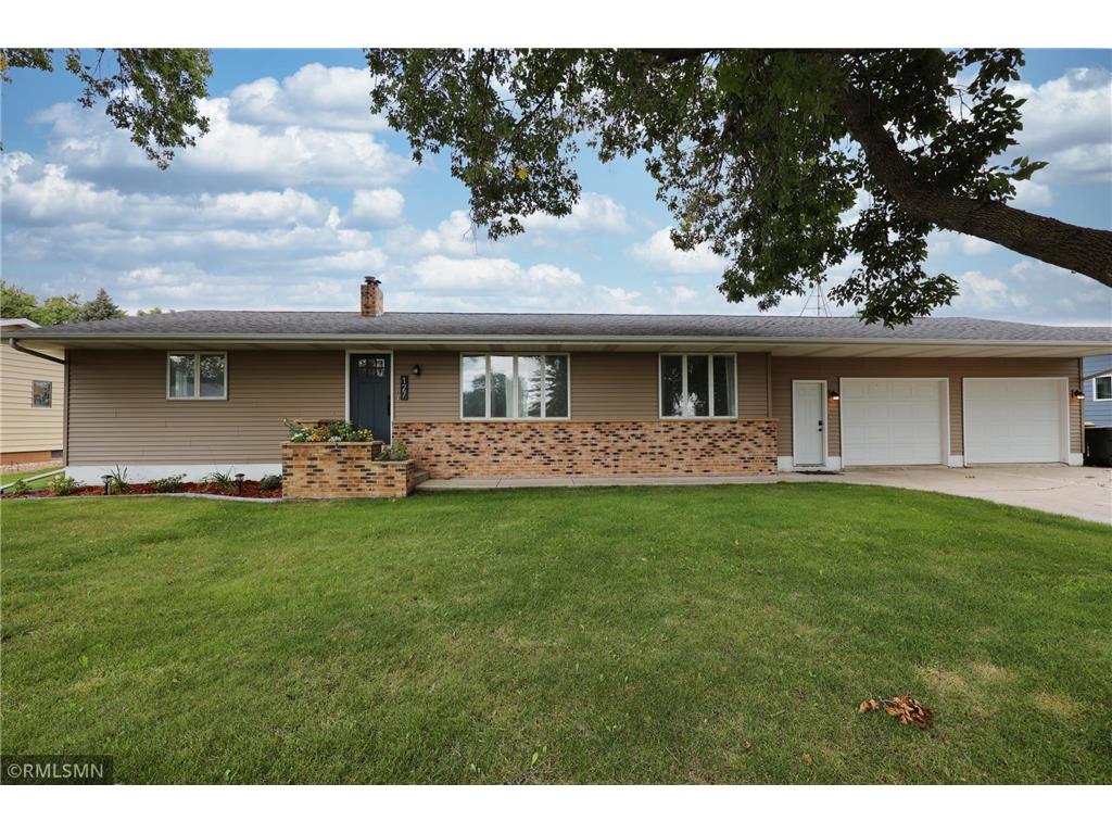 127 W Hall Avenue Buffalo Lake MN 55314 6587342 image1