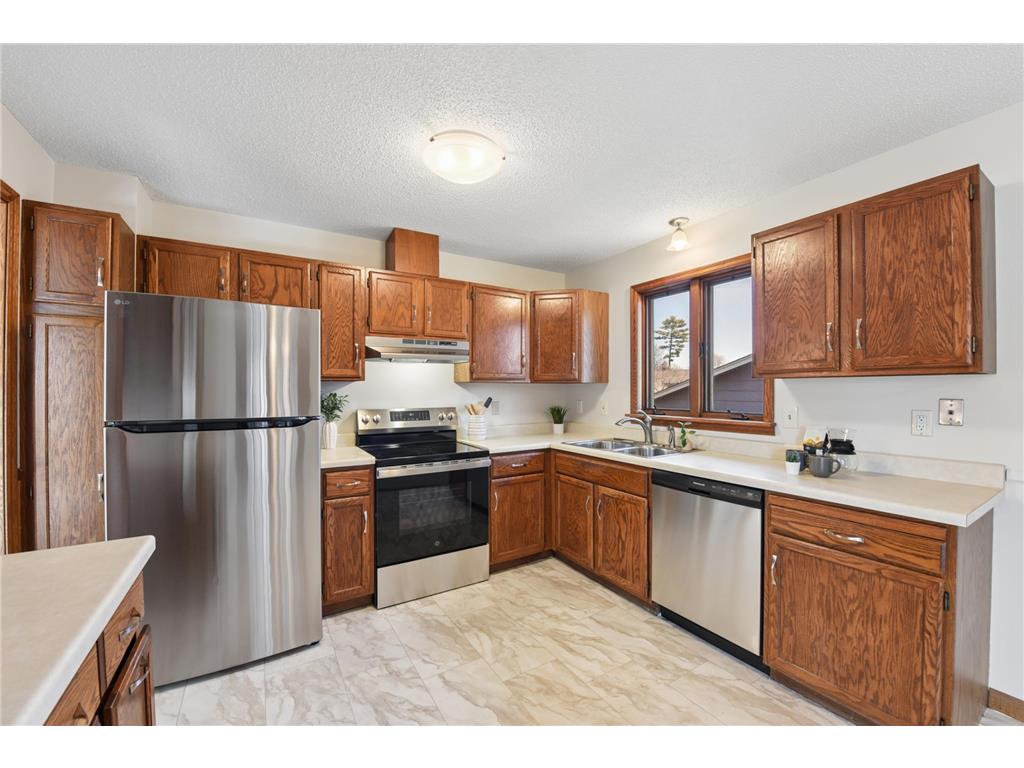 1270 Burke Avenue W Roseville MN 55113 7026195 image4