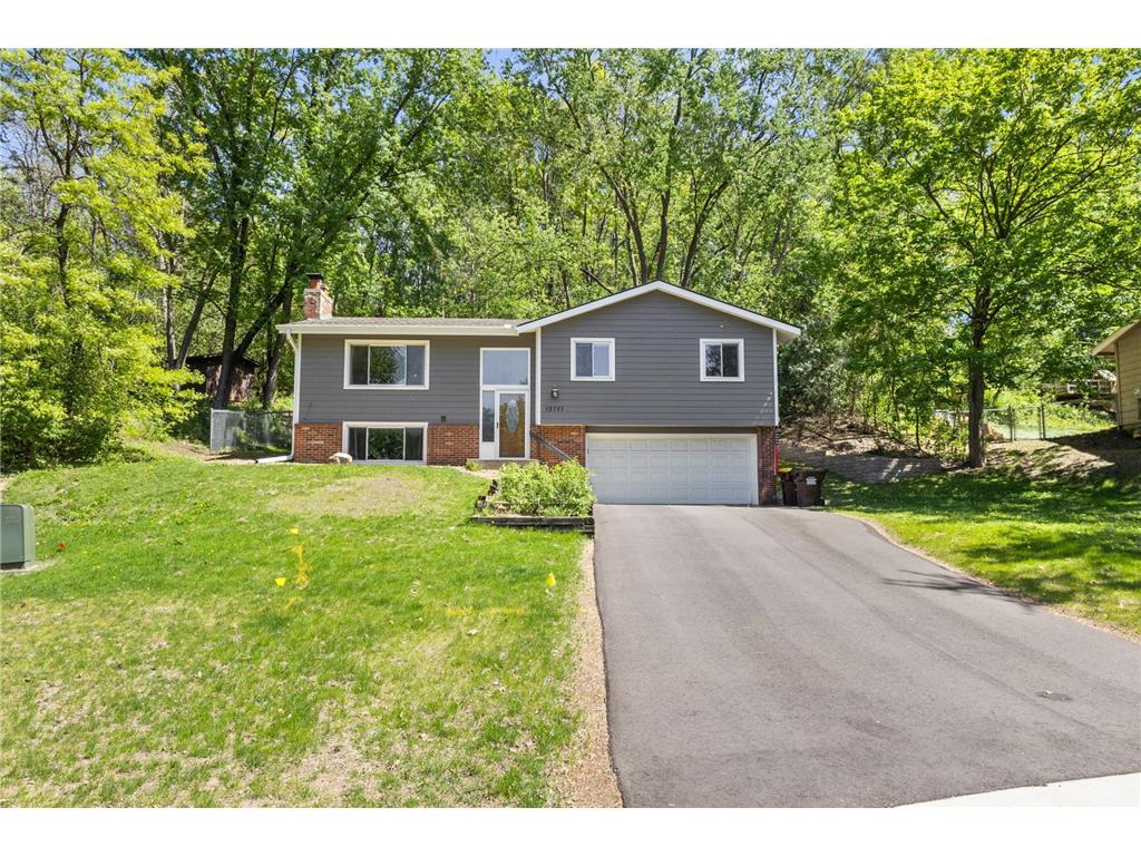 12701 Pheasant Run Burnsville MN 55337 6688995 image1